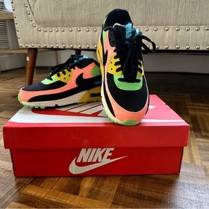 Nike Air Max 90 PRM US 7.5 Women’s Sneakers Black Atomic Pink Laser Blue
